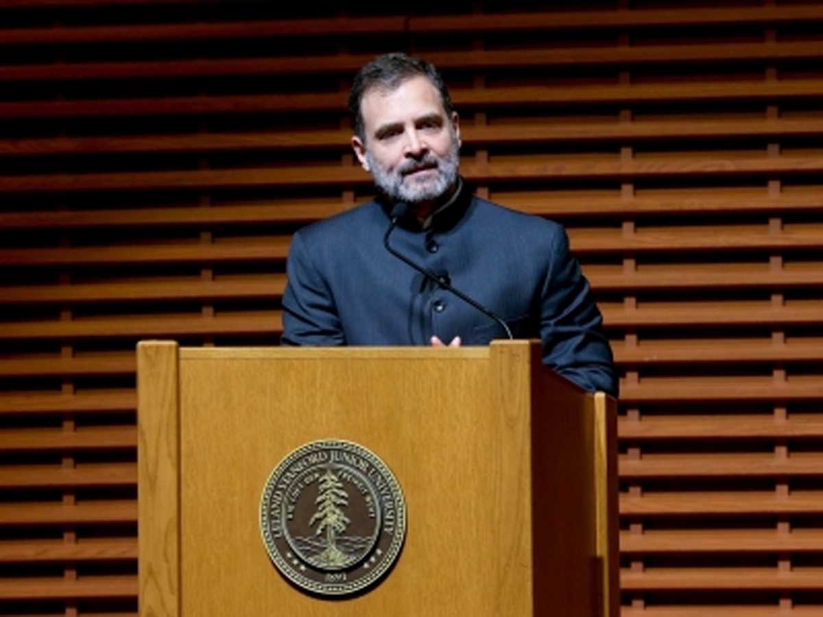 भाजपा समाज का ध्रुवीकरण करती है, भारत को नुकसान पहुंचा रही है : राहुल गांधी